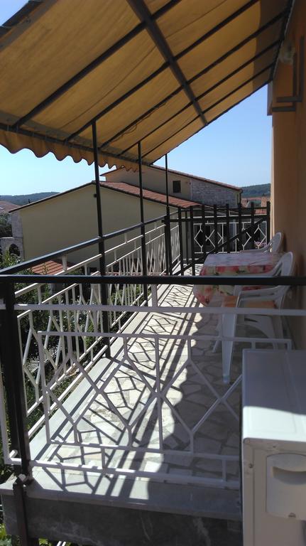 Apartment Cinzia Pula Exterior foto